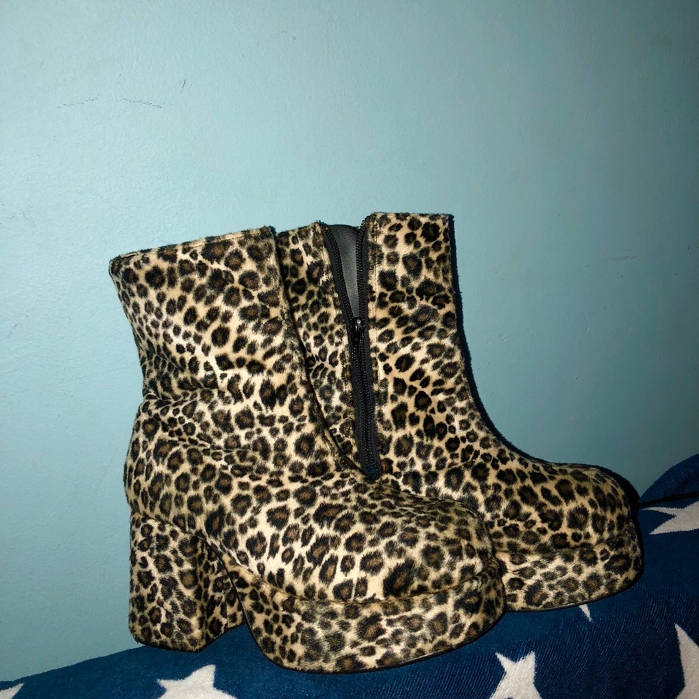 Chunky cheetah platform boots